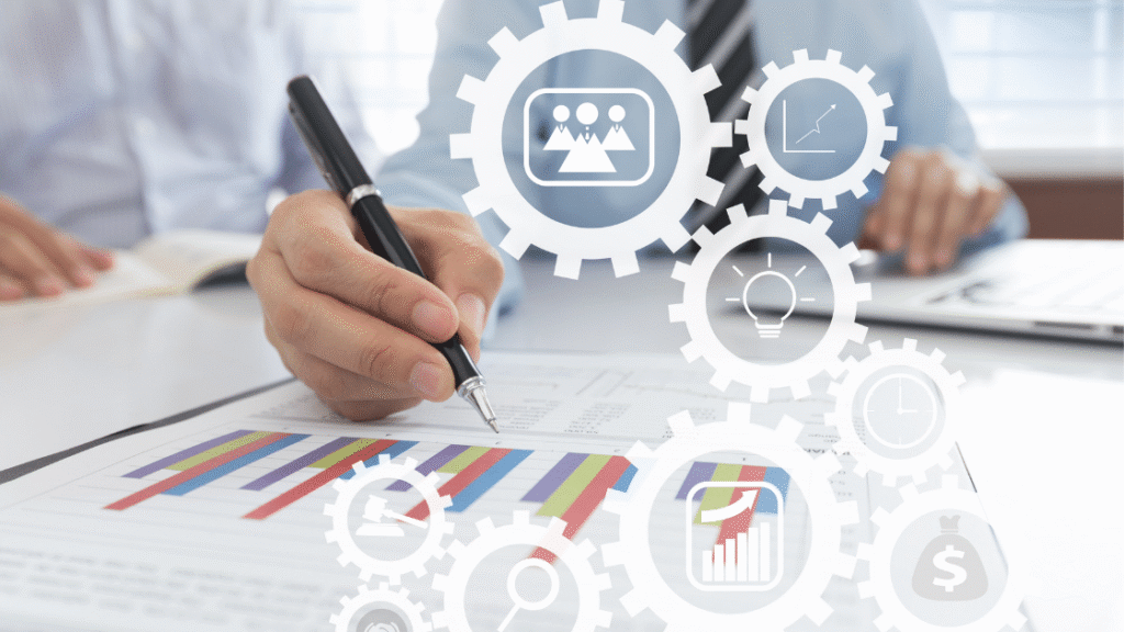 various images illustrating growth marketing strategies and a hand with pen beside them
