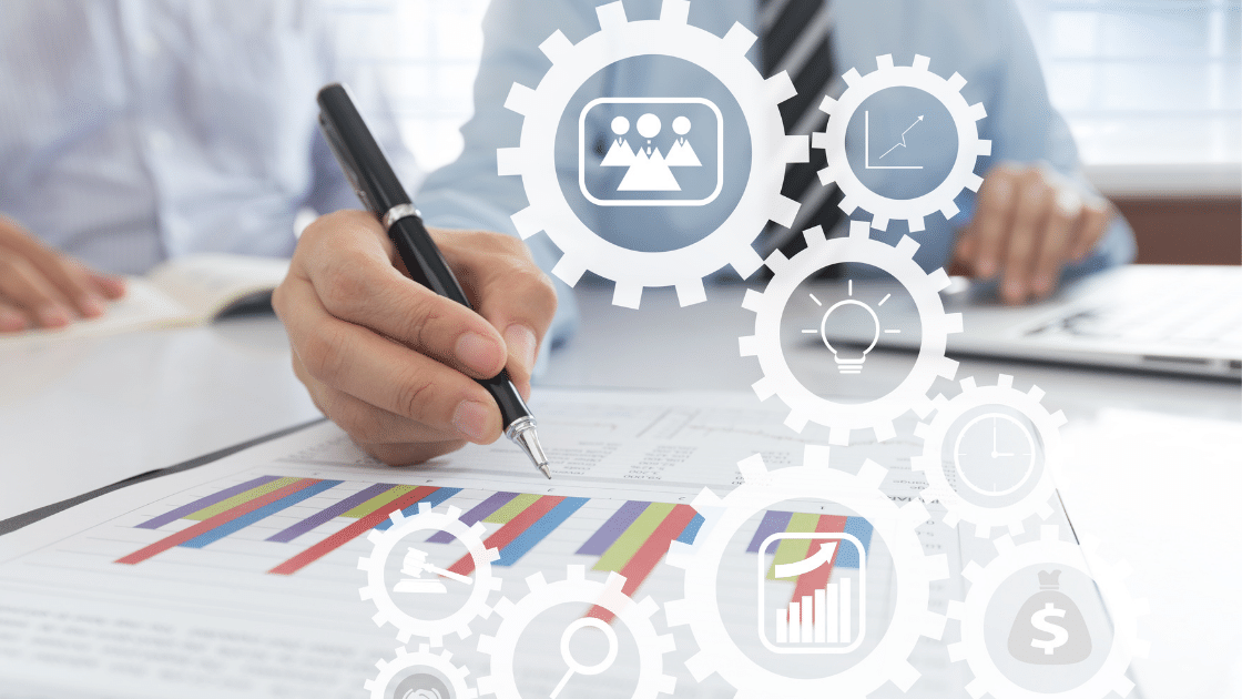 various images illustrating growth marketing strategies and a hand with pen beside them