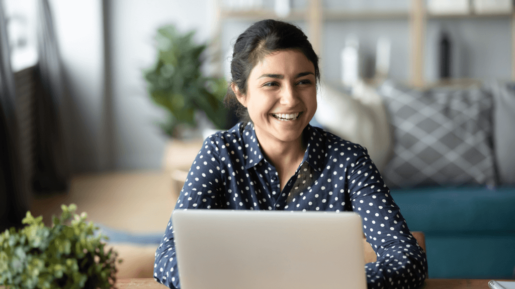 A Toronto small business owner taking control of the reputation management of her business